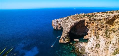 facts about the blue grotto.